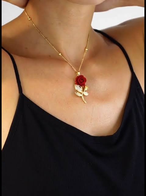 Collar rosa eterna